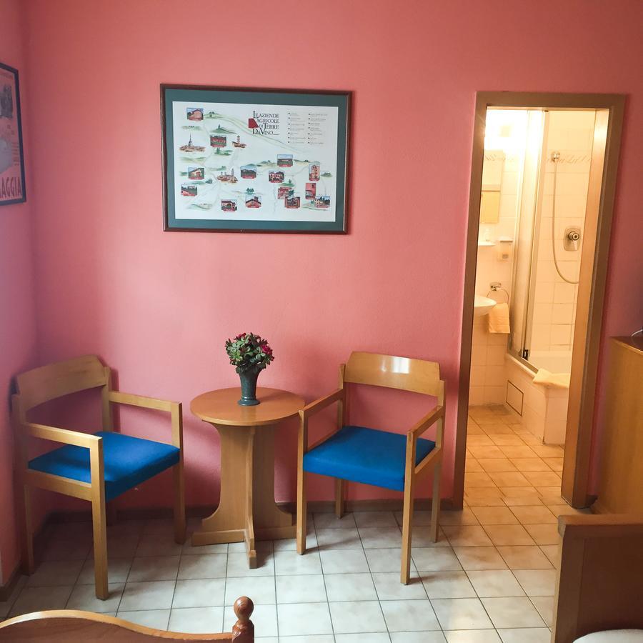 Mona Lisa Guest house 2*